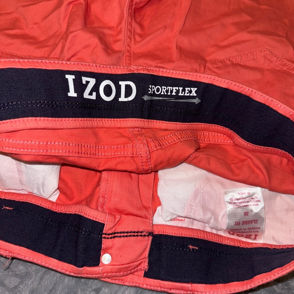 Izod Sportflex Shorts 36 Coral?